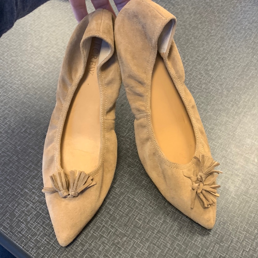 J Crew “Cora” Camel Suede Flats sz:8 *like new*